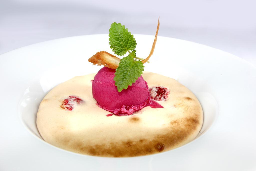 Tristan Hotel & Spa Kąty Rybackie 外观 照片